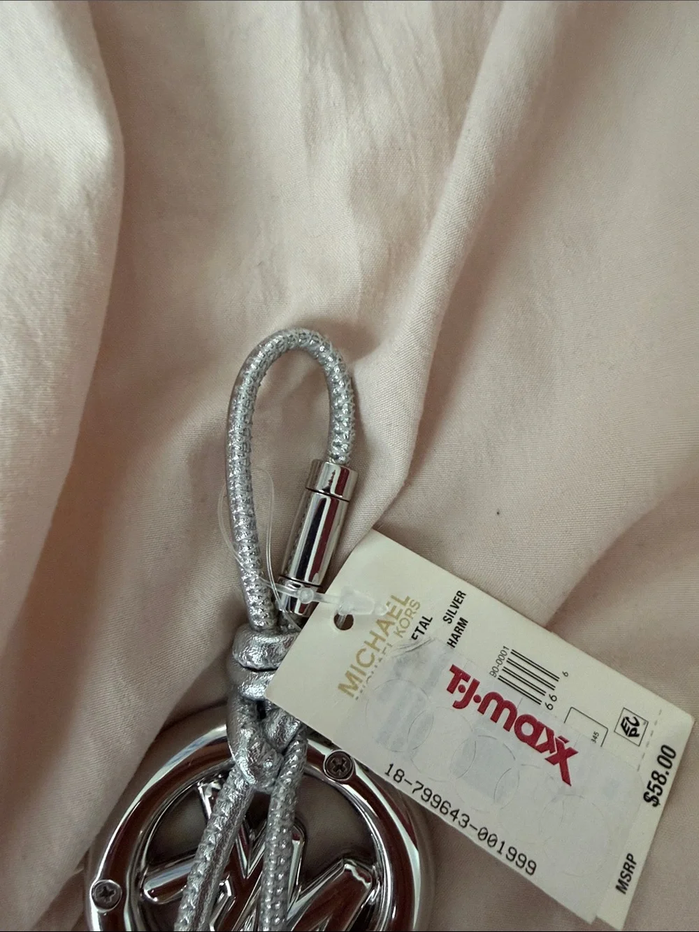 Bag charm! Michael Kors Silver Metallic MK Circle Bag Charm Keyring